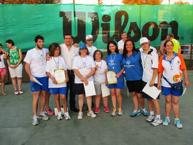 Με τα τουρνουά αντισφαίρισης ενηλίκων και αθλητών Special Olympics ολοκληρώθηκε η φετινή αγωνιστική περίοδος για τα προγράμματα τένις του Τμήματος Αθλητισμού Δήμου Αμαρουσίου - Φωτογραφία 2