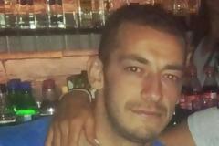 ΘΡΗΝΟΣ και ΣΠΑΡΑΓΜΟΣ στην Εύβοια για τον θάνατο 30χρονου μοτοσικλετιστή