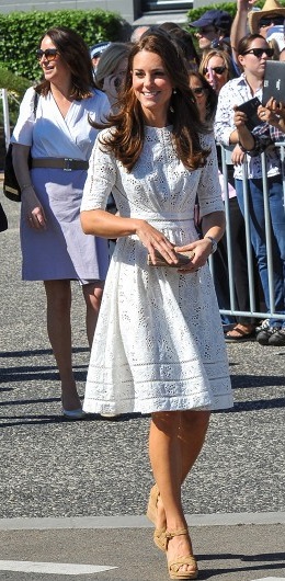 White Dress: Φόρεσε το λευκό σου φόρεμα με 10 διαφορετικούς τρόπους! - Φωτογραφία 3