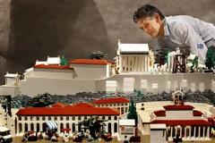 Δες την Ακρόπολη φτιαγμένη από Lego