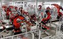 Η Foxconn προσθέτει στην παραγωγή 10.000 ρομπότ - Φωτογραφία 2