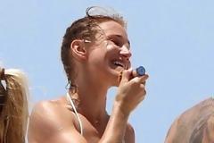 Τρέχει κάτι με το σώμα της Cameron Diaz;