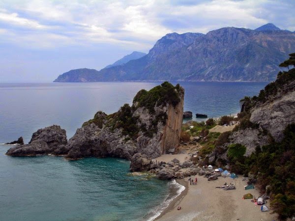 Αυτές είναι οι πιο γνωστές παραλίες γυμνιστών στην Ελλάδα - Φωτογραφία 11