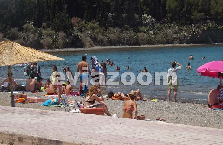 Βούλιαξαν από κόσμο οι παραλίες της Χαλκίδας! [photos] - Φωτογραφία 5