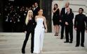 Η Donatella Versace εξαερώθηκε - Τι συμβαίνει στην κορυφαία σχεδιάστρια