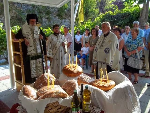 ΕΑΑΣ ΞΑΝΘΗΣ: Εκκλησιασμός στο Παρεκκλήσιο της Αγίας Κυριακής στο χωριό Μύκη - Φωτογραφία 4