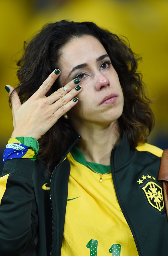 Δείτε τα κλάματα των Βραζιλιάνο μετά τη ταπείνωση από τους Γερμανούς [video + photos] - Φωτογραφία 18