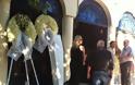 Πάτρα: Θρήνος στην κηδέια του 26χρονου Ερνέστου Παπαδόπουλου - Τραγική φιγούρα η μητέρα του - Φωτογραφία 3