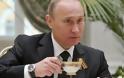 Αποκαλυπτική έρευνα: Ολη η υφήλιος έχει αρνητική άποψη για τον Πούτιν και τη Ρωσία εκτός από την Ελλάδα