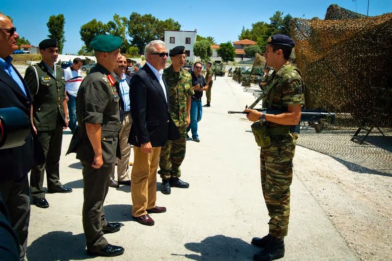 Ολοκλήρωση Επίσκεψης ΥΕΘΑ Δημήτρη Αβραμόπουλου στην 95 ΑΔΤΕ - Φωτογραφία 16