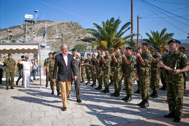 Ολοκλήρωση Επίσκεψης ΥΕΘΑ Δημήτρη Αβραμόπουλου στην 95 ΑΔΤΕ - Φωτογραφία 4