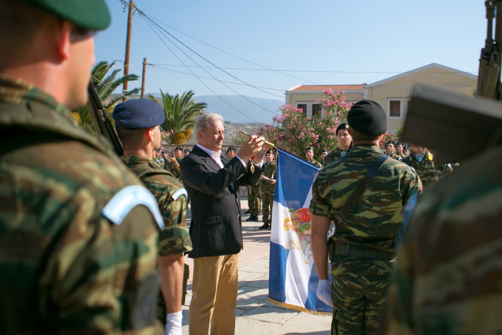 Δ. Αβραμόπουλος: Οι Έλληνες πολίτες μπορούν να αισθάνονται ασφαλείς και να κοιμούνται ήσυχοι [photos] - Φωτογραφία 3