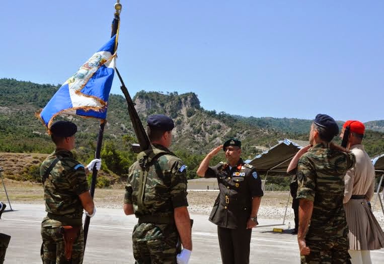 Απονομή Ηθικών Αμοιβών στην Πολεμική Σημαία της 1/38 ΔΤΕ - Ευζώνων «ΜΠΙΖΑΝΙ» - Φωτογραφία 4