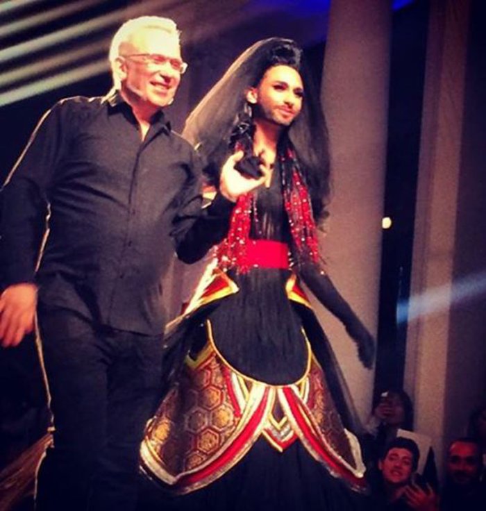 ΣΟΚ: Και μοντέλο τώρα η Conchita! Δες την στο fashion show του Jean Paul Gaultier! - Φωτογραφία 2