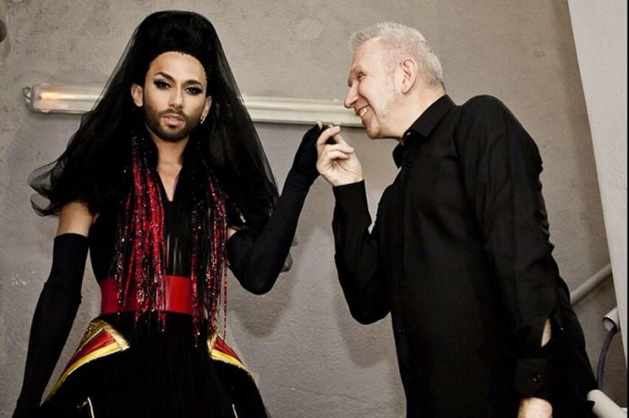 ΣΟΚ: Και μοντέλο τώρα η Conchita! Δες την στο fashion show του Jean Paul Gaultier! - Φωτογραφία 3