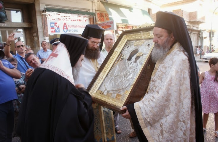 Η πόλη υποδέχθηκε ευλαβικά την Εικόνα της Παναγίας των Νοτενών της Πάτρας - Φωτογραφία 1