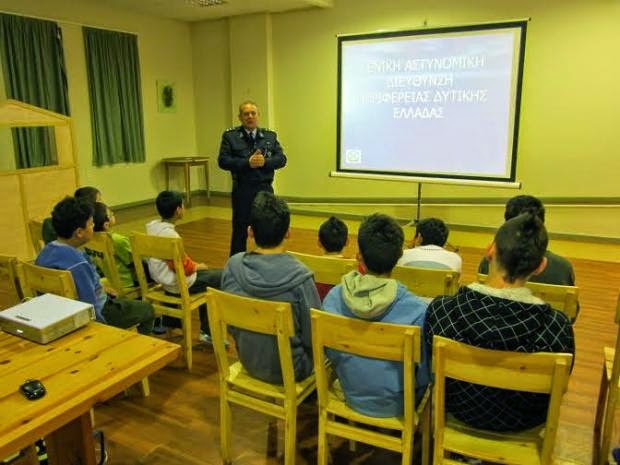 «Η Αστυνομία δίπλα στον άνθρωπο» - Πάνω από 200 διαλέξεις σε Σχολεία στη Δυτική Ελλάδα - Φωτογραφία 3