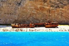 Σάλος και σφοδρές αντιδράσεις στη Ζάκυνθο για την πώληση της παραλίας του Ναυαγίου - Ποιος κροίσος την αγόρασε και πόσο [photos]