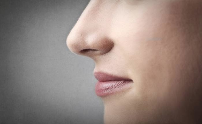 Η γυναίκα που εμφάνισε... μύτη στην πλάτη μετά από θεραπεία με βλαστοκύτταρα - Φωτογραφία 1