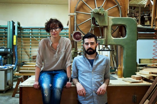 Όταν ένας τενεκές λαδιού γίνεται τσάντα: Νέοι Ελληνες σχεδιαστές μας κόβουν την ανάσα - Φωτογραφία 2