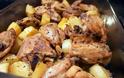 Κυριακάτικη συνταγή: Κοτόπουλο (στη γάστρα) με ρίγανη, φλοιό λεμονιού και σκόρδο - Φωτογραφία 3