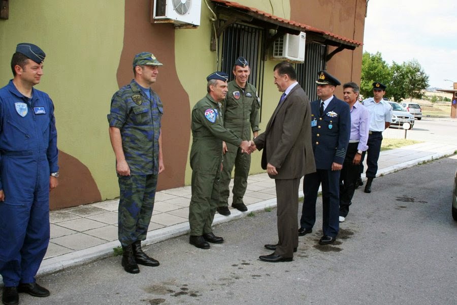 Επίσκεψη Υπουργού Μακεδονίας & Θράκης στην 113ΠΜ - Φωτογραφία 2