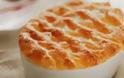 Η συνταγή της ημέρας: Σουφλέ τυριών με ψωμί τοστ πανεύκολο!