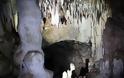 Στο σπήλαιο της Εράτυρας (Αγιότρυπα) - Φωτογραφία 9