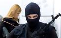 Θεσσαλονίκη : Αδίστακτη συμμορία με καλάσνικοφ σκορπούσε τον τρόμο