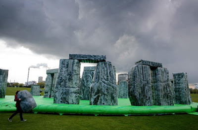 Το μνημείο Stonehenge στη… Γλασκώβη! - Φωτογραφία 5