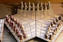 ΔΕΙΤΕ: Σκάκι για... τρεις