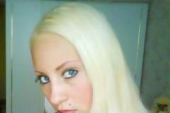 Γιατί το Έκανε Αυτό στον Εαυτό της ;