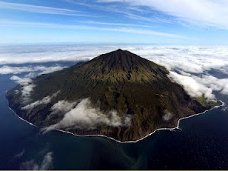 Tristan da Cunha: Το πιο απομακρυσμένο, κατοικημένο μέρος της Γης! (photos) - Φωτογραφία 1