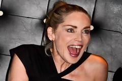 Η Sharon Stone ψώνισε νεαρό Αργεντινό top model για one night stand (Photos)