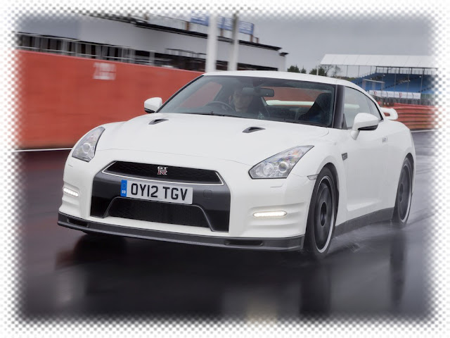 2012 Nissan GT-R Track Pack - Φωτογραφία 2