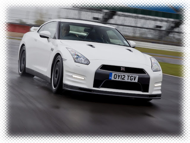 2012 Nissan GT-R Track Pack - Φωτογραφία 3