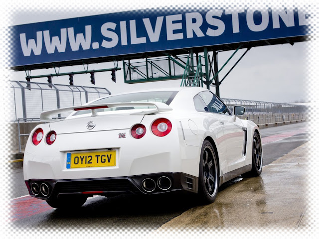 2012 Nissan GT-R Track Pack - Φωτογραφία 4