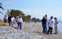 Ο Σύλλογος Καρκινοπαθών «η Αλληλεγγύη και ο ερυθρός σταυρός καθάρισε την παραλία μεταξύ της Νέας Κίου και των Μύλων Αργολίδας από τα σκουπίδια