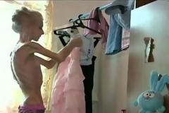 ΦΩΤΟ – ΣΟΚ: Είναι 20 ετών και ζυγίζει 20 κιλά!