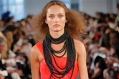 Η πιο σέξυ ανοιξιάτικη γυναικεία collection