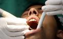 Οδοντίατρος νάρκωσε τον πρώην σύντροφό της και ξερίζωσε όλα τα δόντια του