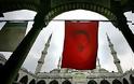 Σε συνταγματική αναθεώρηση προχωρά η Τουρκία