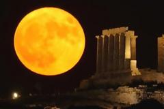 ΔΕΙΤΕ: Παραμονές των εκλογών το φεγγάρι πιο κοντά στη γη από ποτέ!