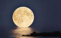 ΔΕΙΤΕ: Παραμονές των εκλογών το φεγγάρι πιο κοντά στη γη από ποτέ! - Φωτογραφία 2