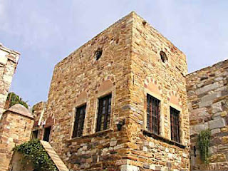 Αποκατάσταση ιστορικών κτισμάτων στη Χίο - Φωτογραφία 1