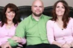 VIDEO: Δίδυμες αδελφές παντρεύτηκαν τον ίδιο άντρα!