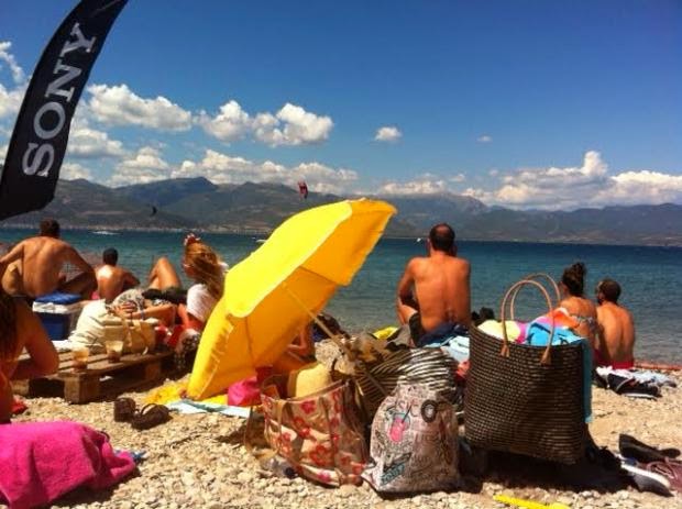 Πάτρα: Σε εξέλιξη το 3ο Kitesurf Festival στο Δρέπανο - Δείτε φωτο-video - Φωτογραφία 2