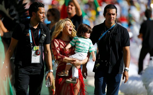 Αγκαλιά με τον γιο της η Σακίρα στο Μουντιάλ - Φωτογραφία 4