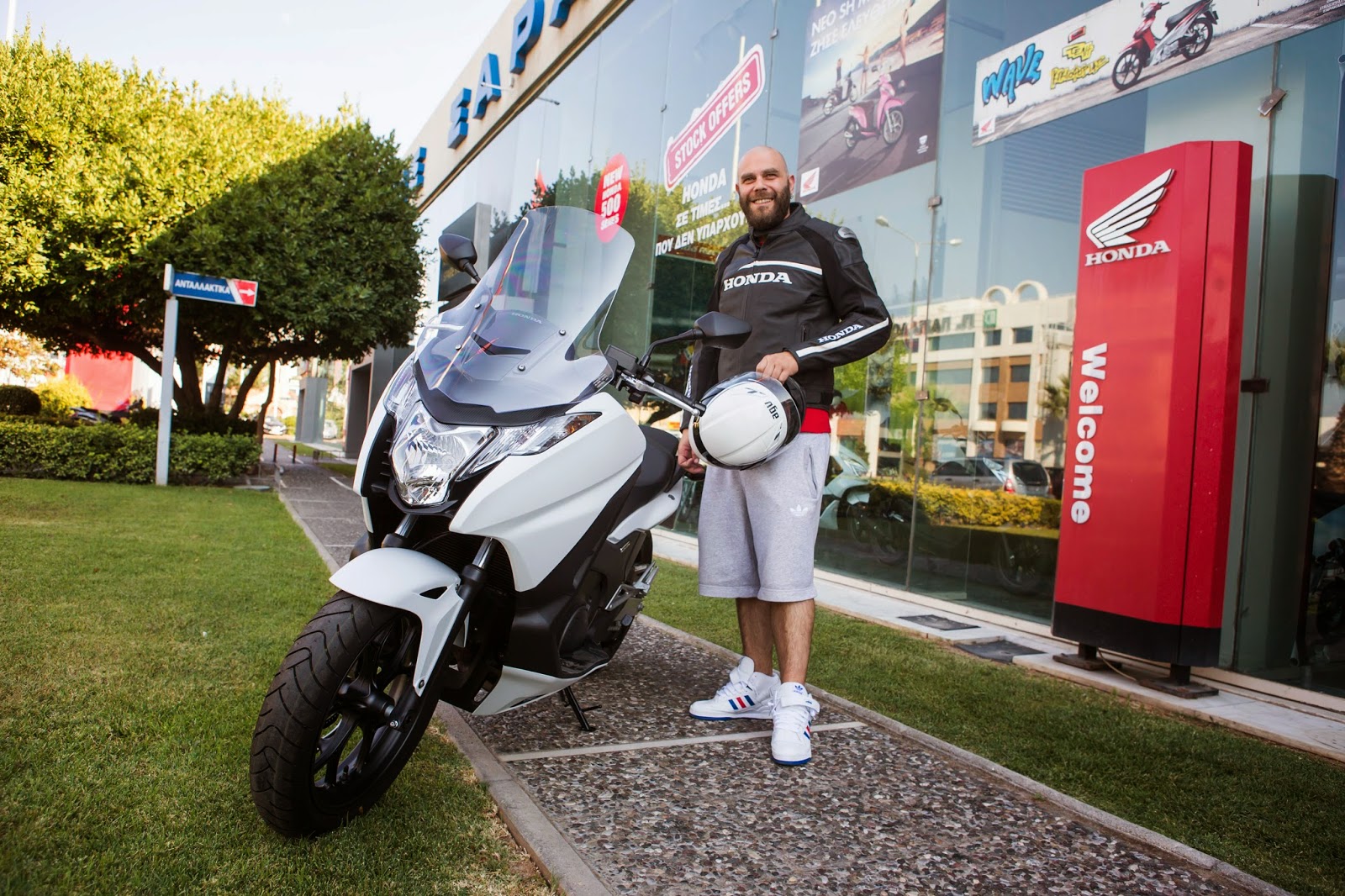 O Μιχάλης Stavento επιλέγει Honda Scooter για τις καθημερινές μετακινήσεις του - Φωτογραφία 2