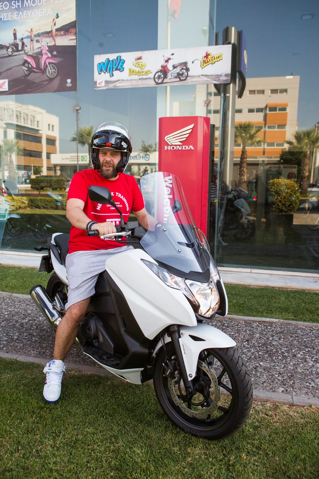 O Μιχάλης Stavento επιλέγει Honda Scooter για τις καθημερινές μετακινήσεις του - Φωτογραφία 3